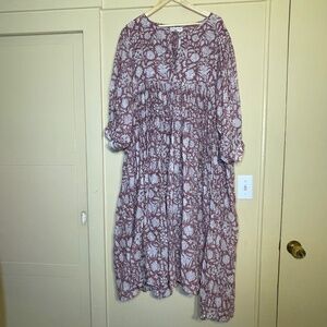 Daughters of India Floral Dress in Maroon and White